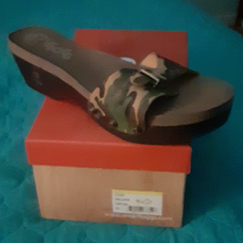 Women's sandals